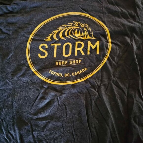 Ladies STORM surf shop Tofino navy blue t shirt - Picture 2 of 5